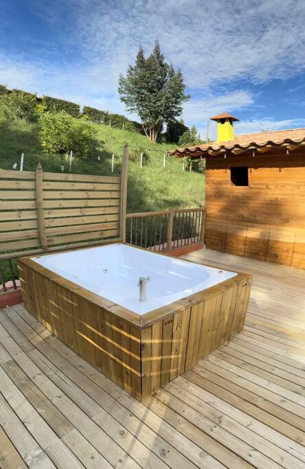 Chalet La De Blue Guarne